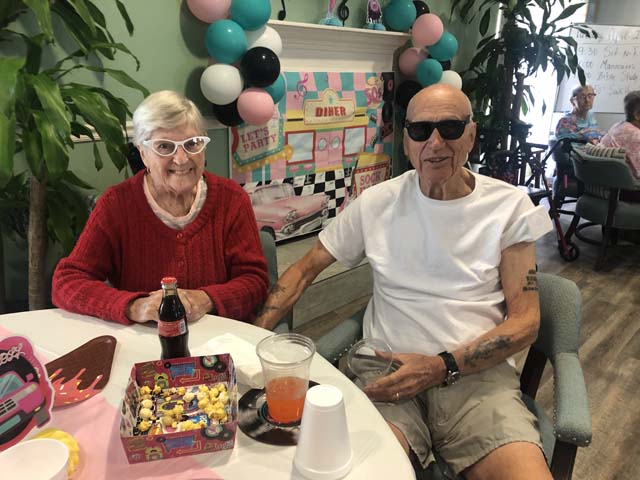 Header ottie & Ron 50’s style!